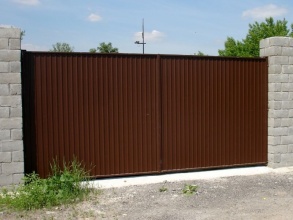 ворота распашные с ручным управлением - пример 11 фото в Перевозе