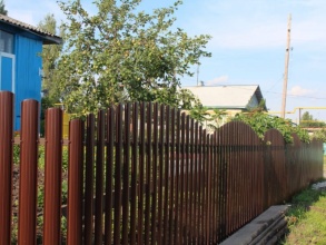 Забор из евроштакетника с утрамбовкой щебнем 48 метров фото в Перевозе