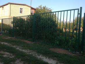 Сварные заборы с забивными столбами  80 метров фото в Перевозе